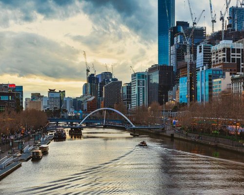 Southbank Melbourne riverside view representing a contemporary city stay concept
